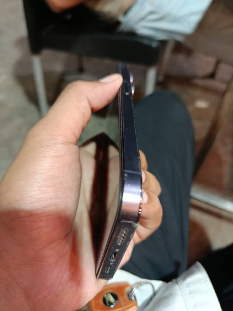 Apple iPhone 14 Pro 3