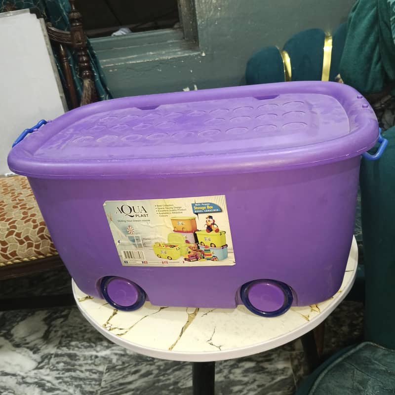 toy box 0