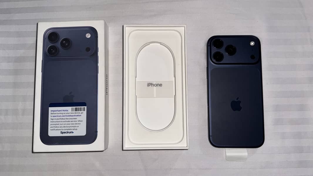 Apple iPhone 17 Pro Max 2