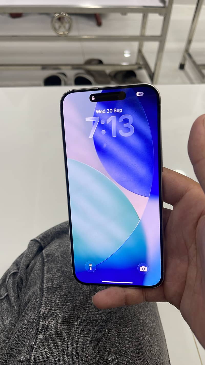 Apple iPhone 15 Pro Max 9