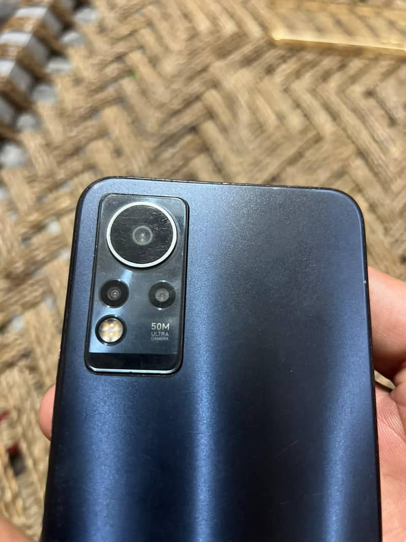 Infinix Note 11 13