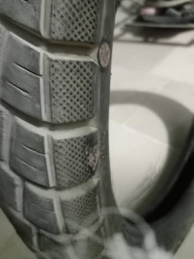 Suzuki 150 back Tyre