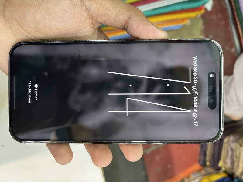 Apple iPhone 14 Pro Max 1