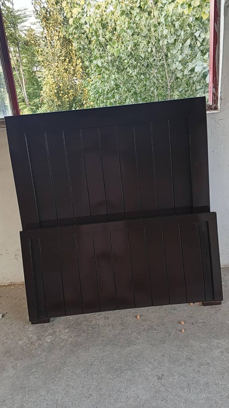 Single bed available 3