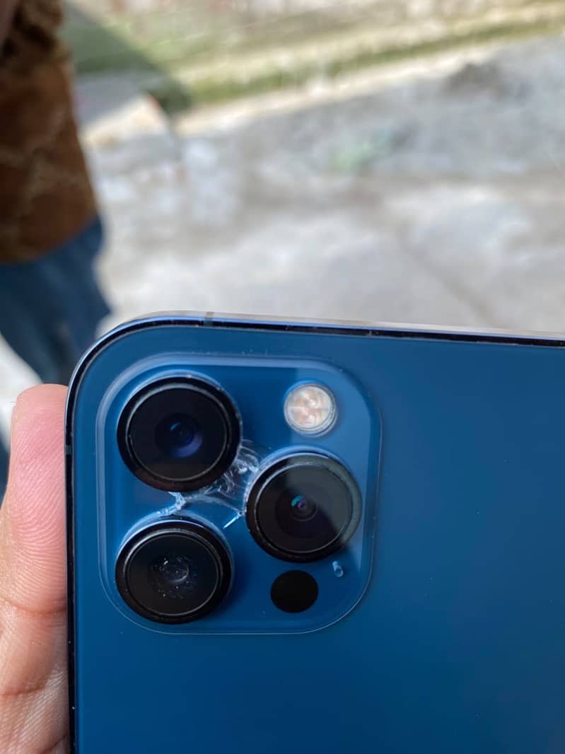 Apple iPhone 12 Pro Max 5