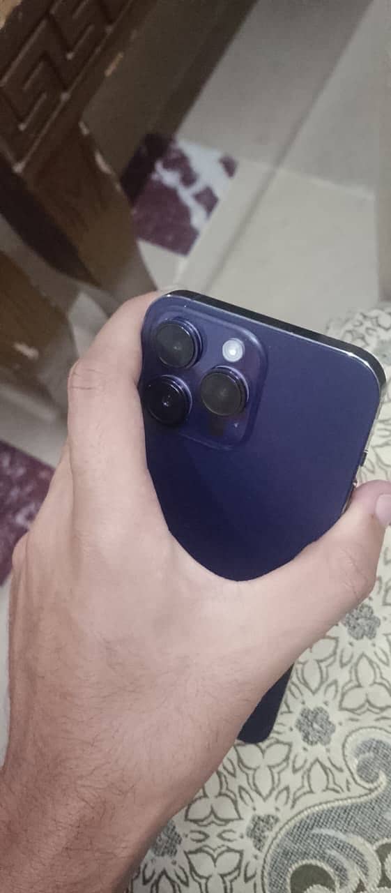 Apple iPhone 14 Pro Max 2