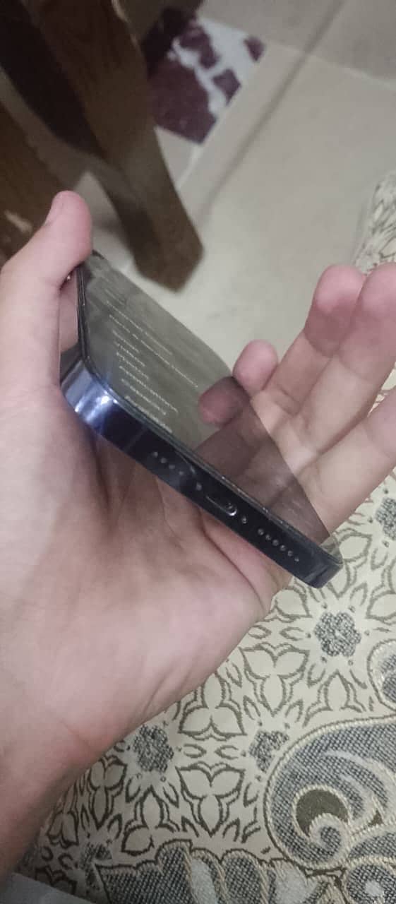 Apple iPhone 14 Pro Max 5