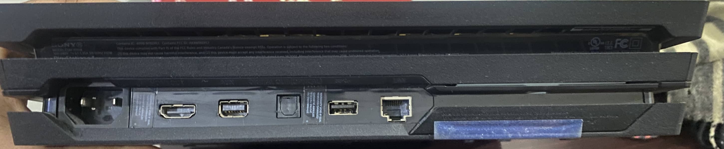 Ps4 pro 1 tb 3