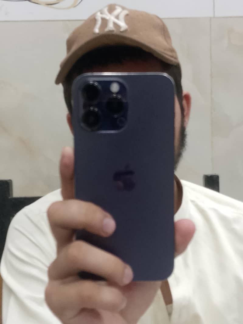 Apple iPhone 14 Pro Max 2