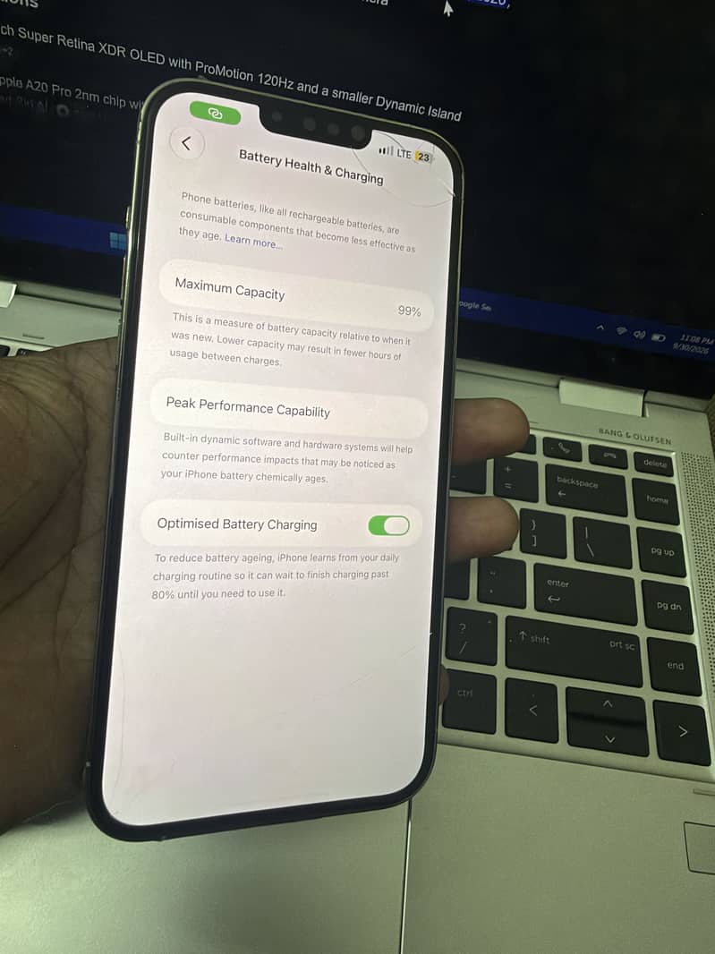 Apple iPhone 13 Pro Max 2