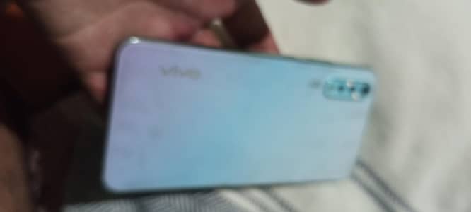 Vivo S1