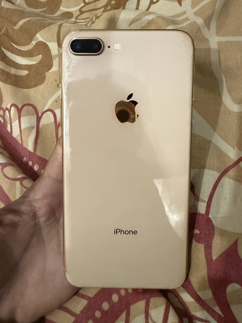 Apple iPhone 8 Plus 0