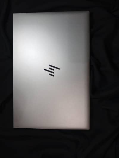 HP EliteBook i5 10th Gen Touchscreen 8GB/256GB SSD