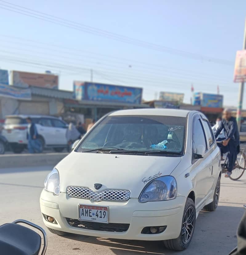 Toyota Vitz 2003 5