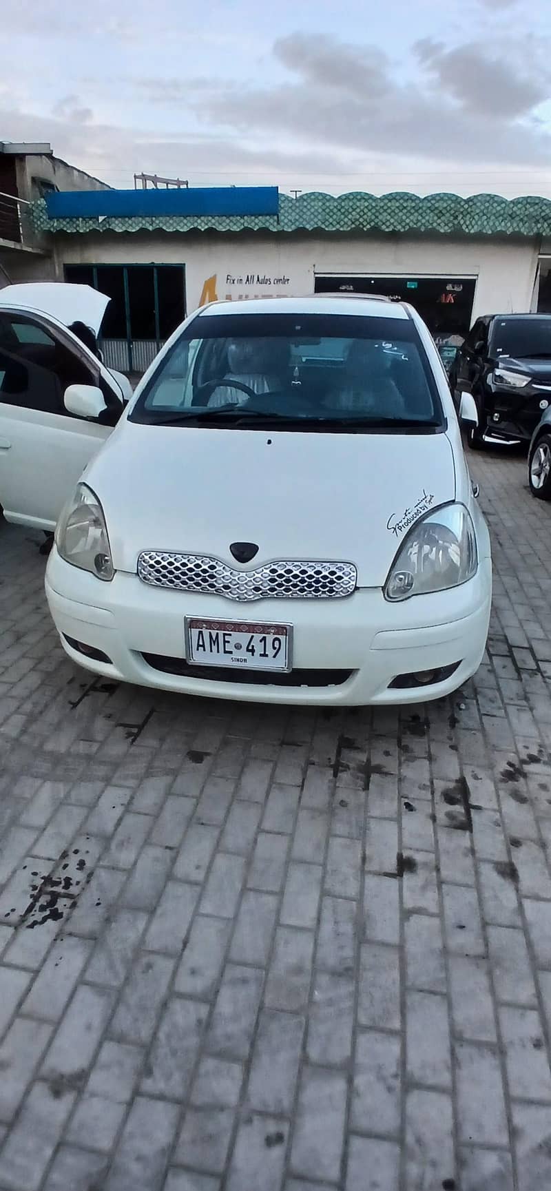 Toyota Vitz 2003 7