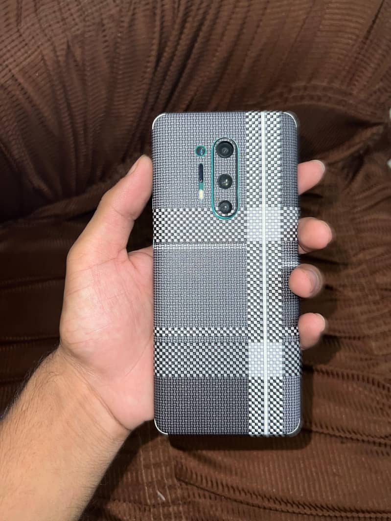 One Plus 8 Pro 0