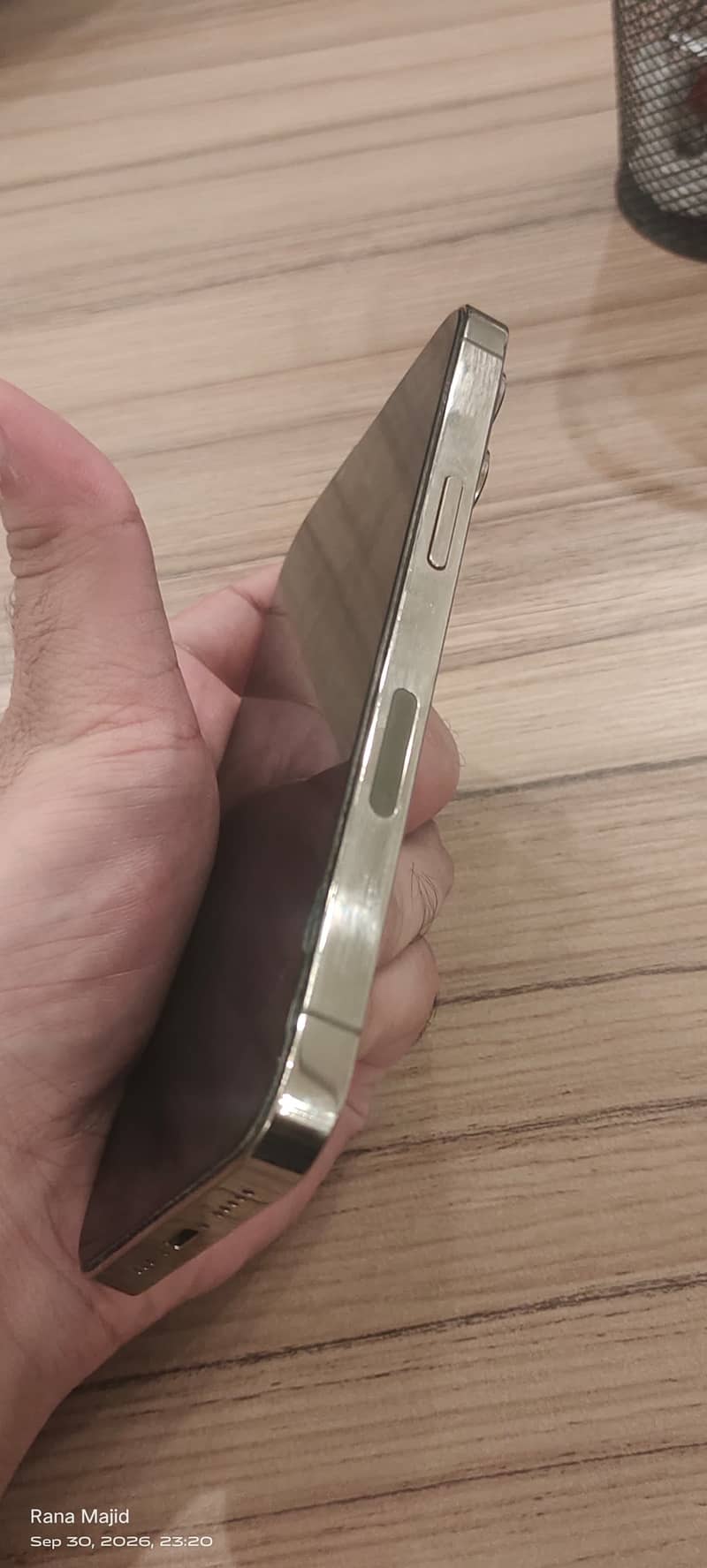 Apple iPhone 13 Pro 1