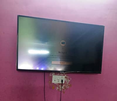 original samsung Tv 43 inches Tv ka panel khrb h baki ok hai
