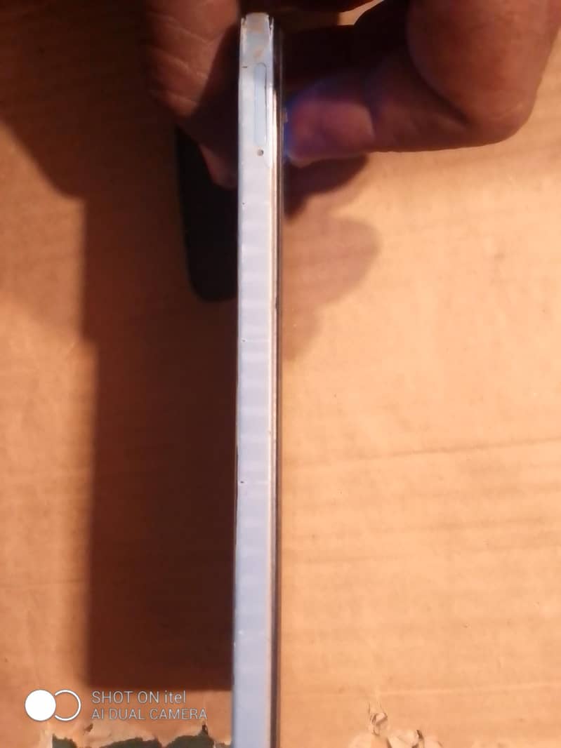 Realme 12 4