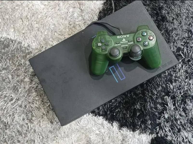 PS2 FAT, PERFECT CONDITION WITH CONTROLLER 2