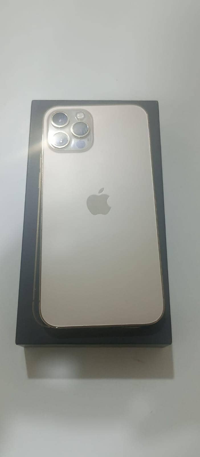 Apple iPhone 12 Pro 3