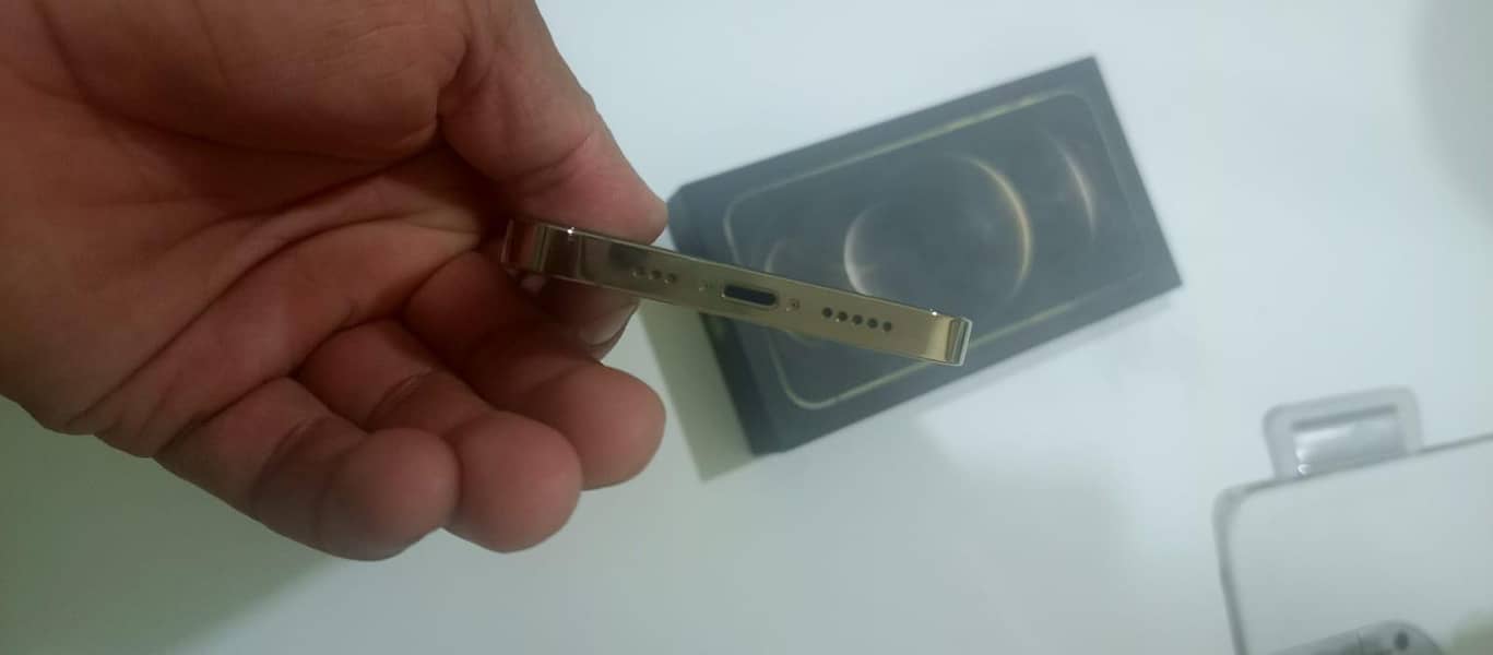 Apple iPhone 12 Pro 5