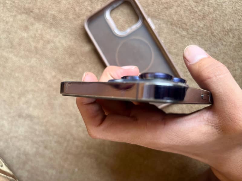 Apple iPhone 14 Pro Max 3