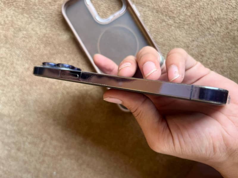 Apple iPhone 14 Pro Max 4