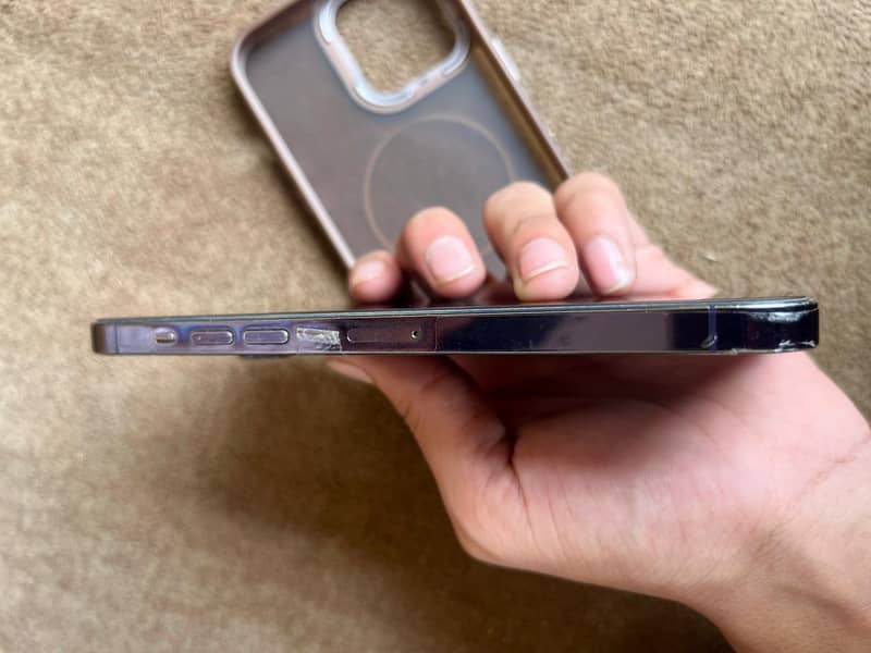 Apple iPhone 14 Pro Max 5