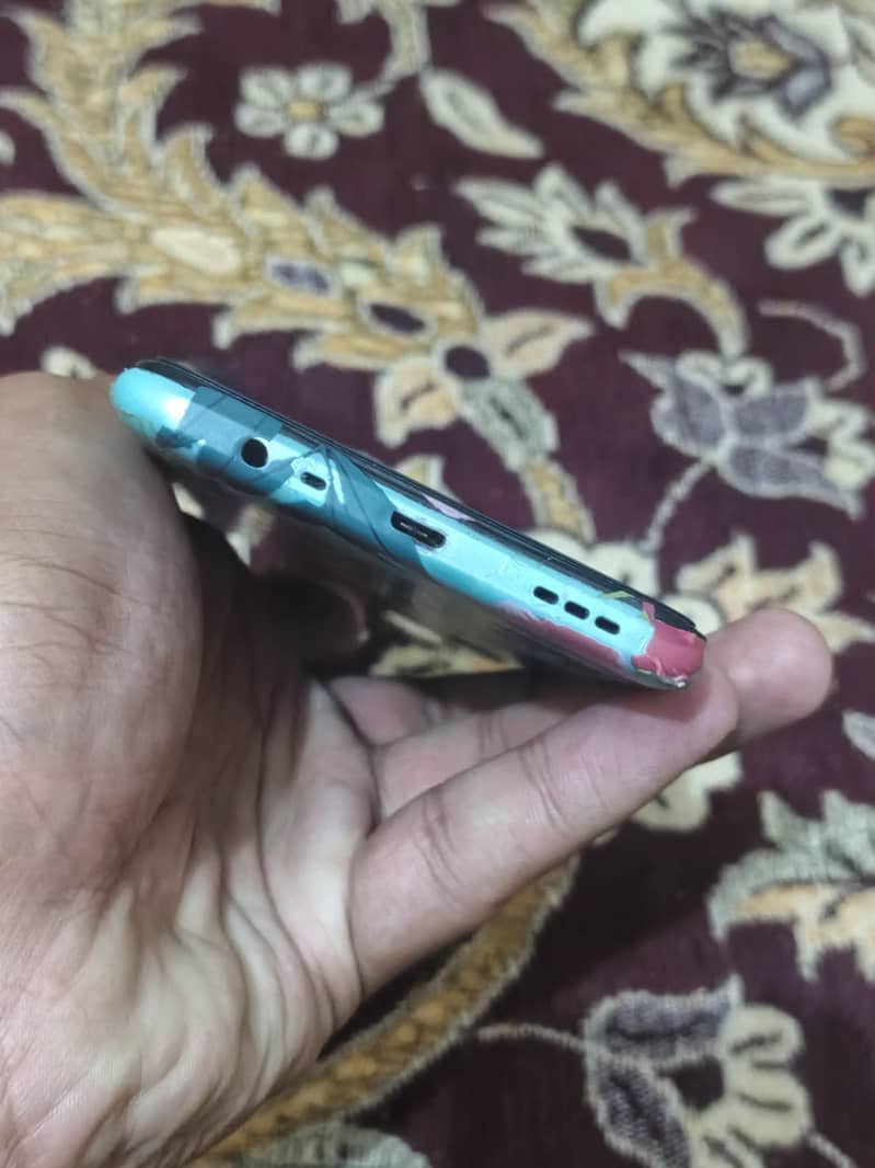 OPPO A31 2