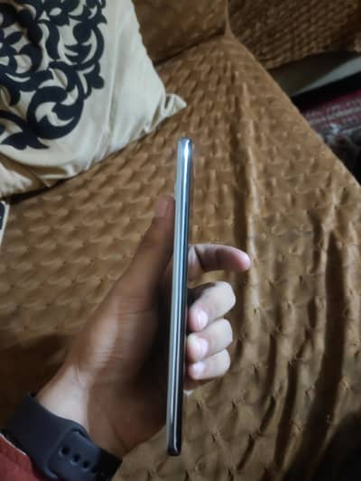 Vivo V30e