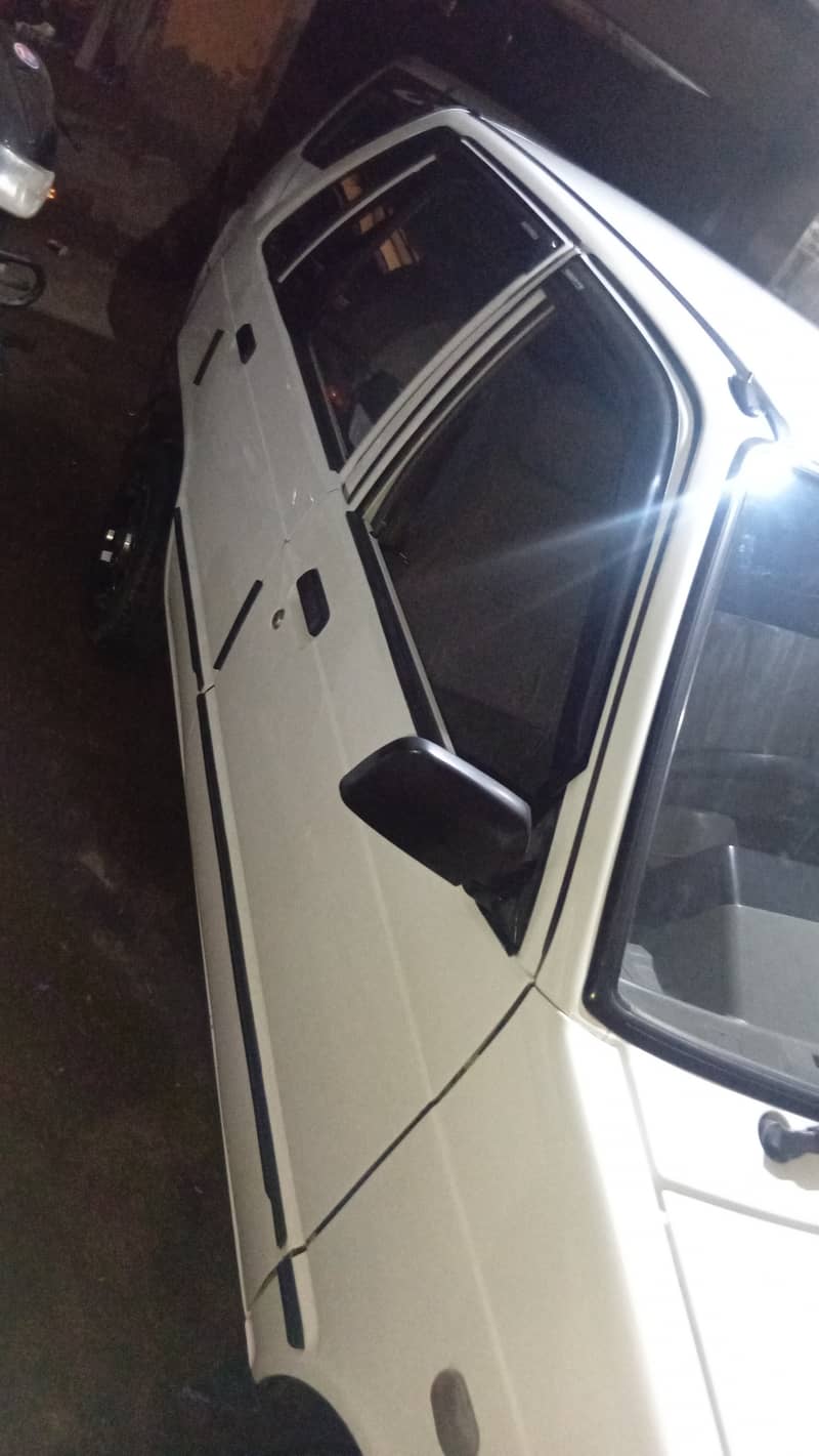 Suzuki mehran 2012 3