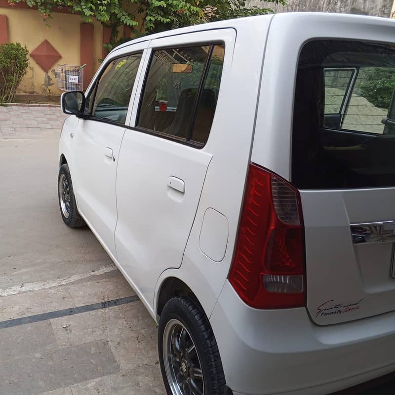Wagon R 1