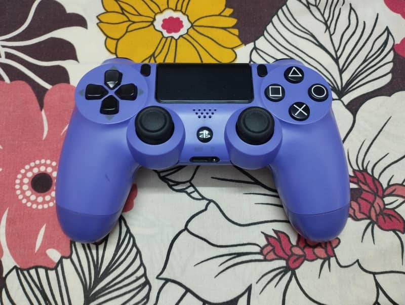 PS4 controller purple colour edition 0