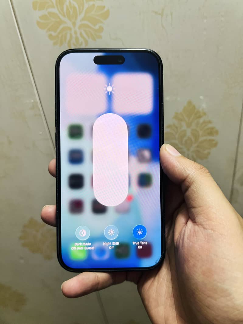 Apple iPhone 15 3