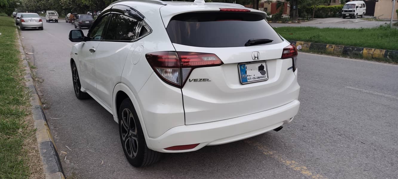 Honda Vezel 1