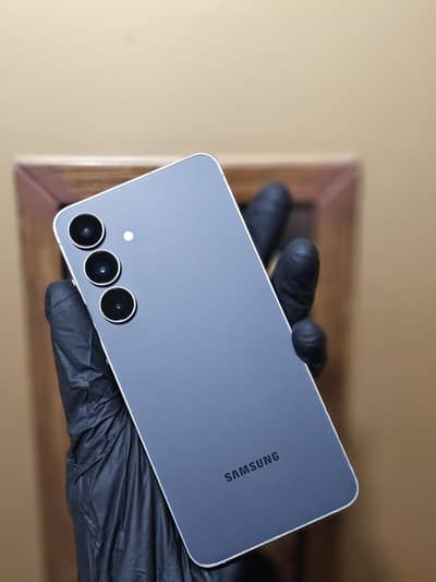 Samsung Galaxy S25FE Pta Approved 8/128 3 months warranty remaining