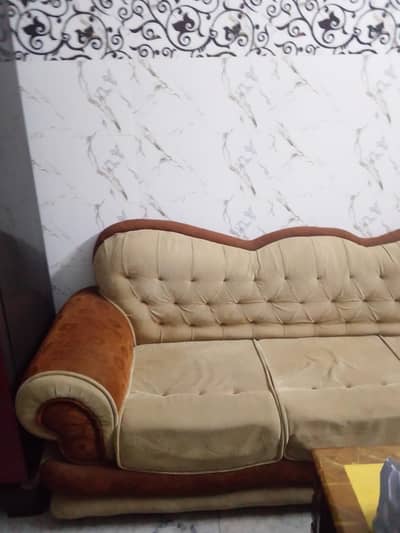 sofa set available