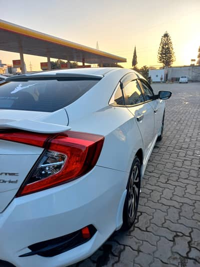 Honda Civic Oriel 2017