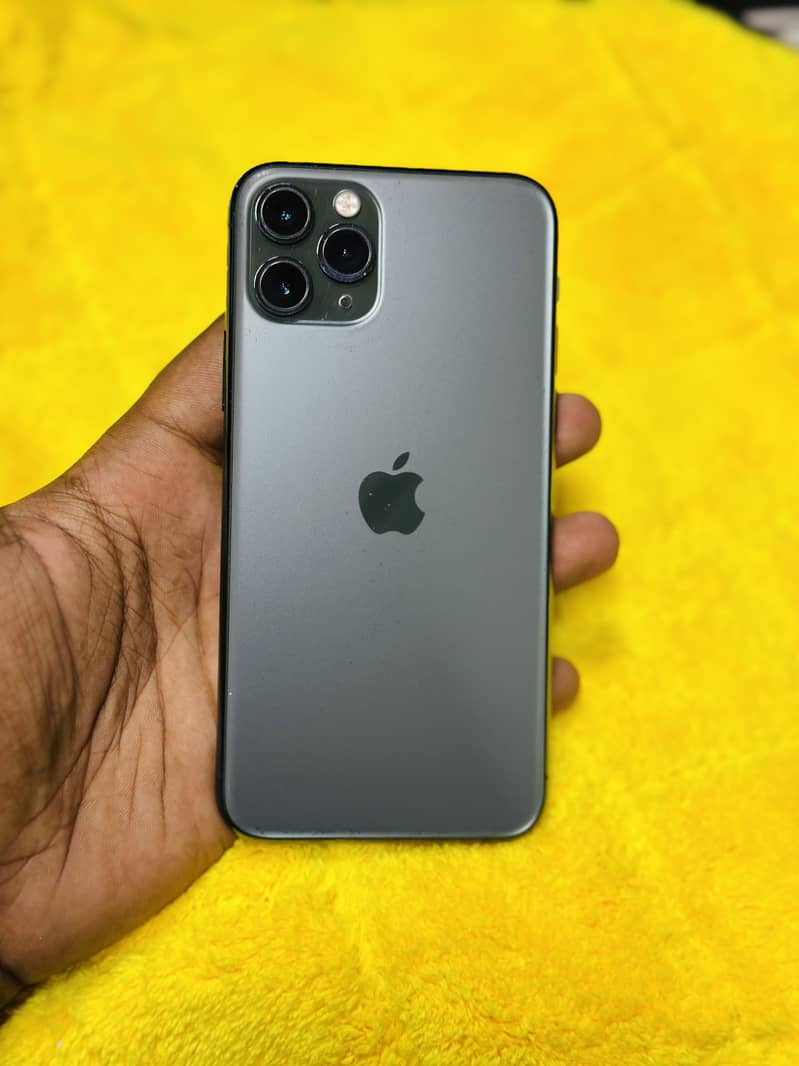 Apple iPhone 11 Pro 3