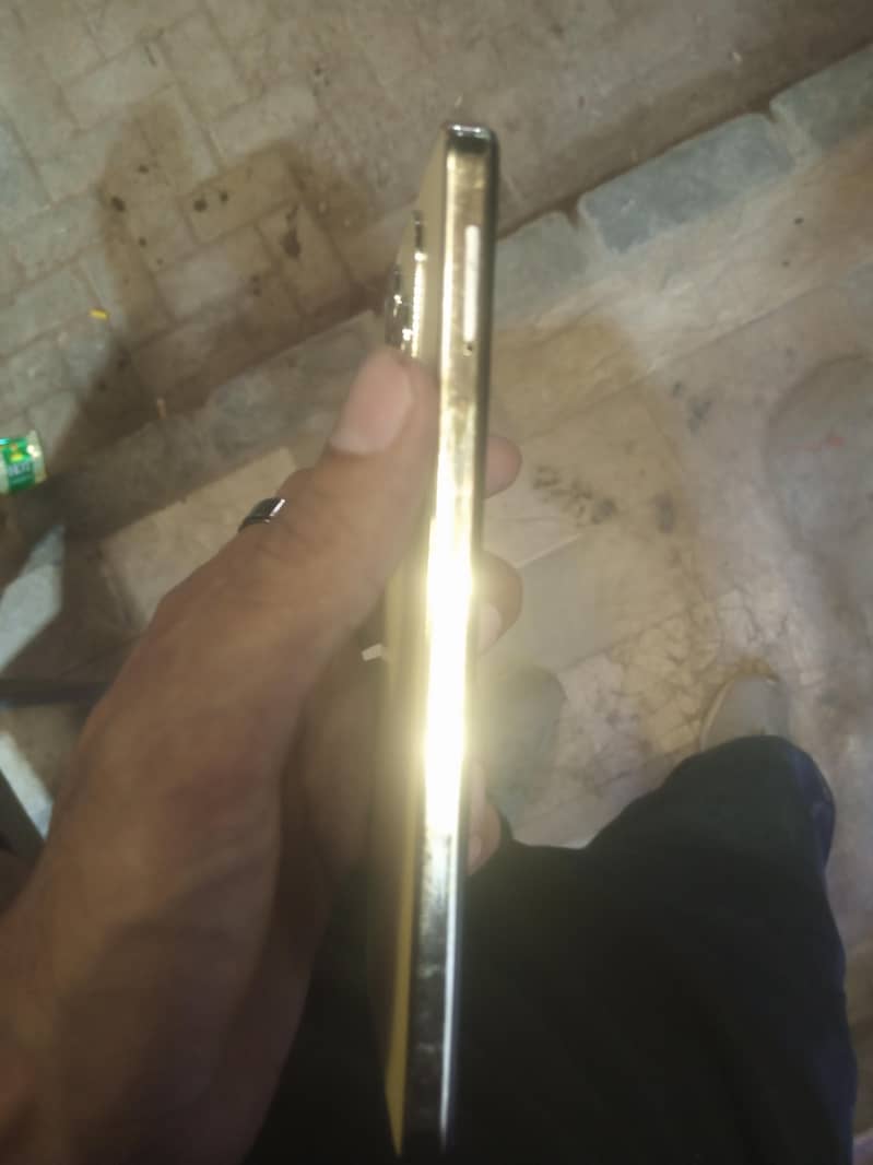Tecno Spark 20 1