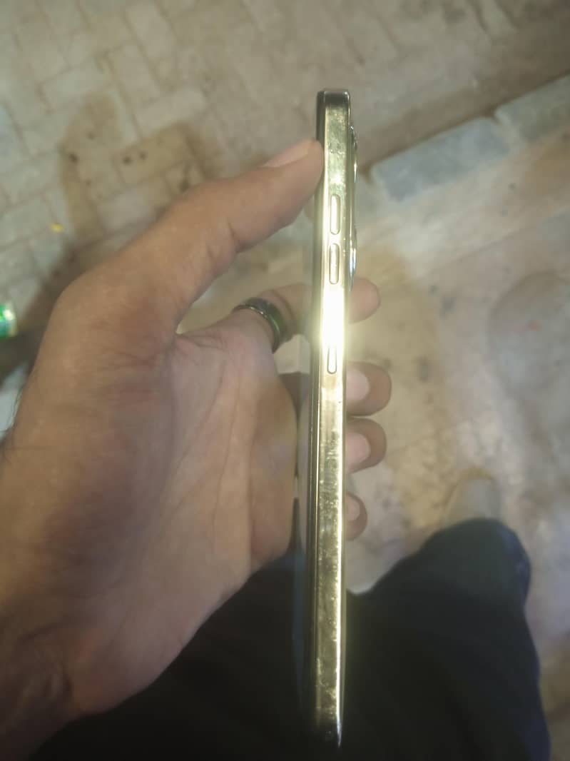 Tecno Spark 20 3