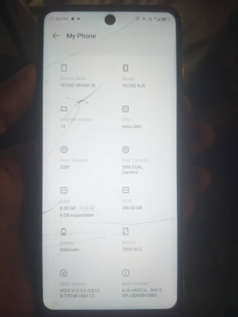 Tecno Spark 20 6