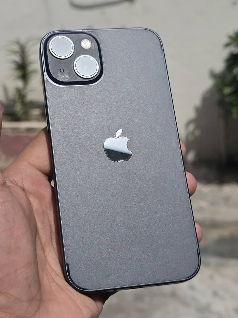 Apple iPhone 13 0