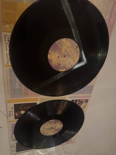 Taylor Swift 1979 Vinyl Decent Condition