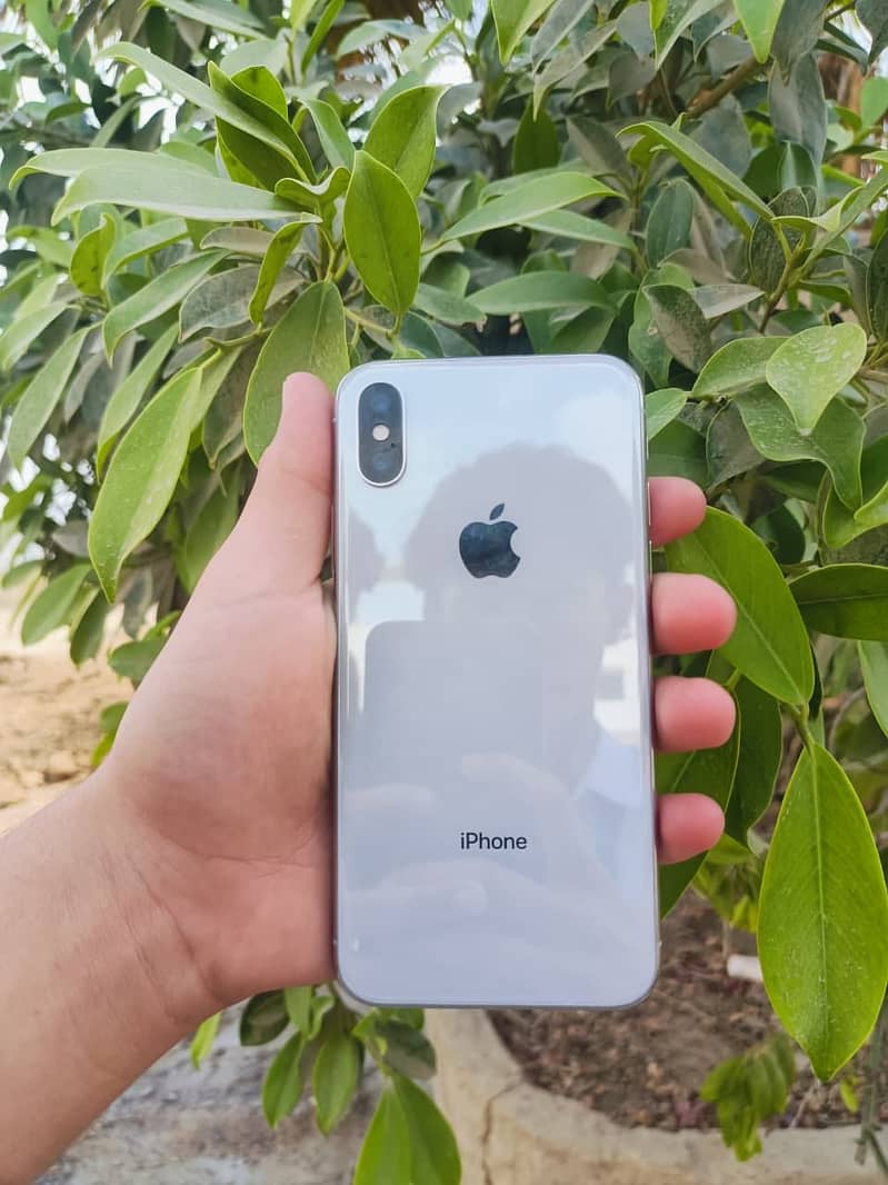 Apple iPhone X 0