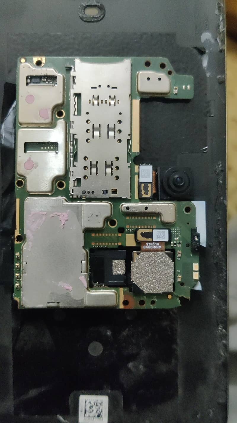 Tecno CAMON 18T 1