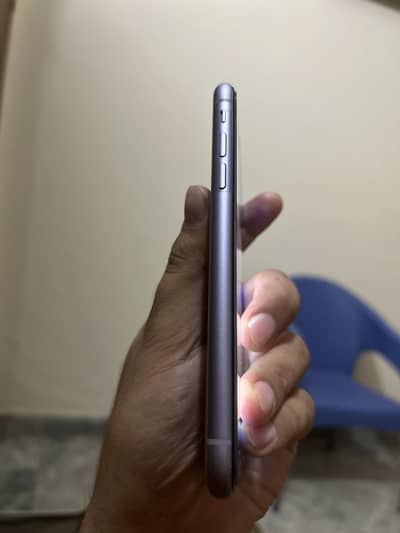 Apple iPhone 11 official pta approved 64gb