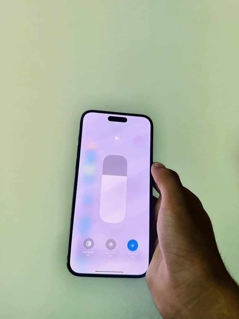 Apple iPhone 14 Pro Max 3