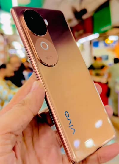 Vivo V40e
